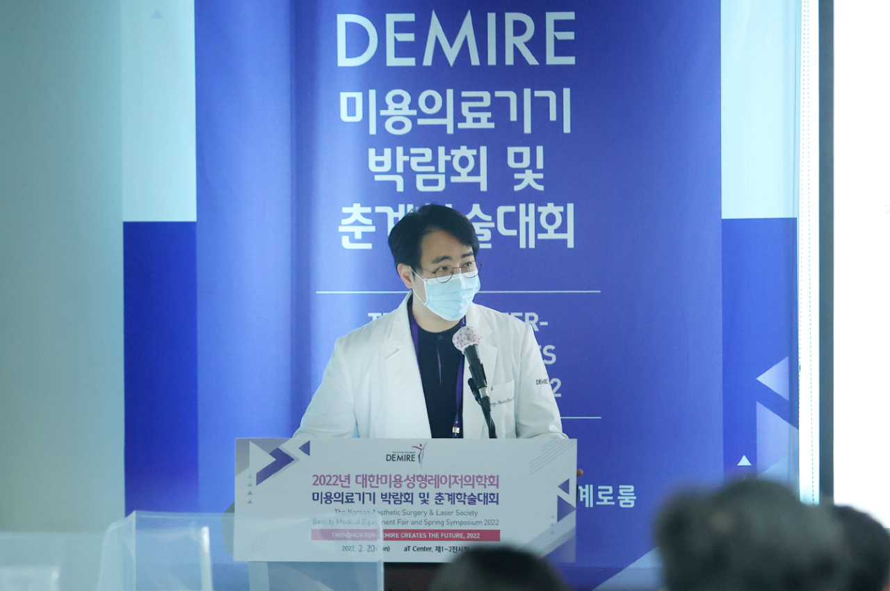 PANEL DISCUSSION - 컨투어링 필러 - 천안 엘츠의원 (4)