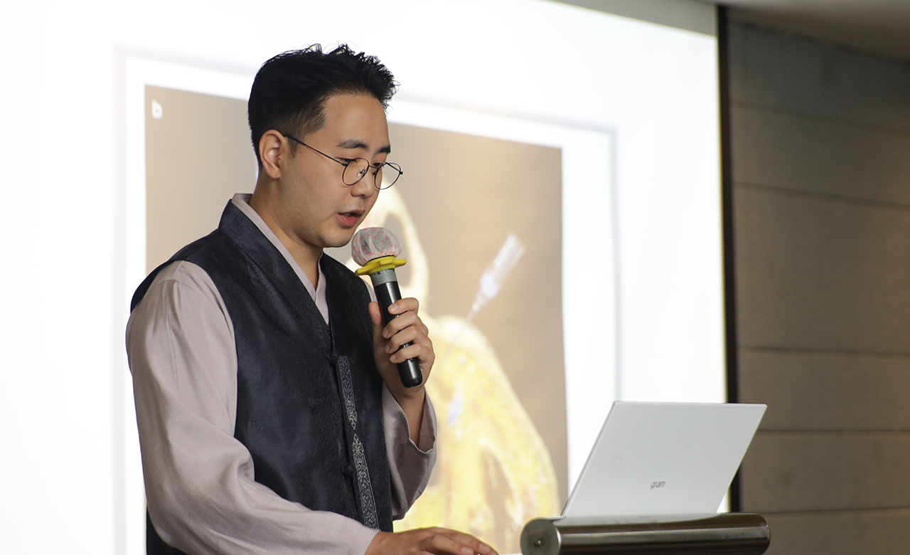 10월 9일 베트남 호치민에서 열린 유스필 필러와 유스힐 스킨부스터 김영권 원장 강의 - 천안 엘츠의원 (7)